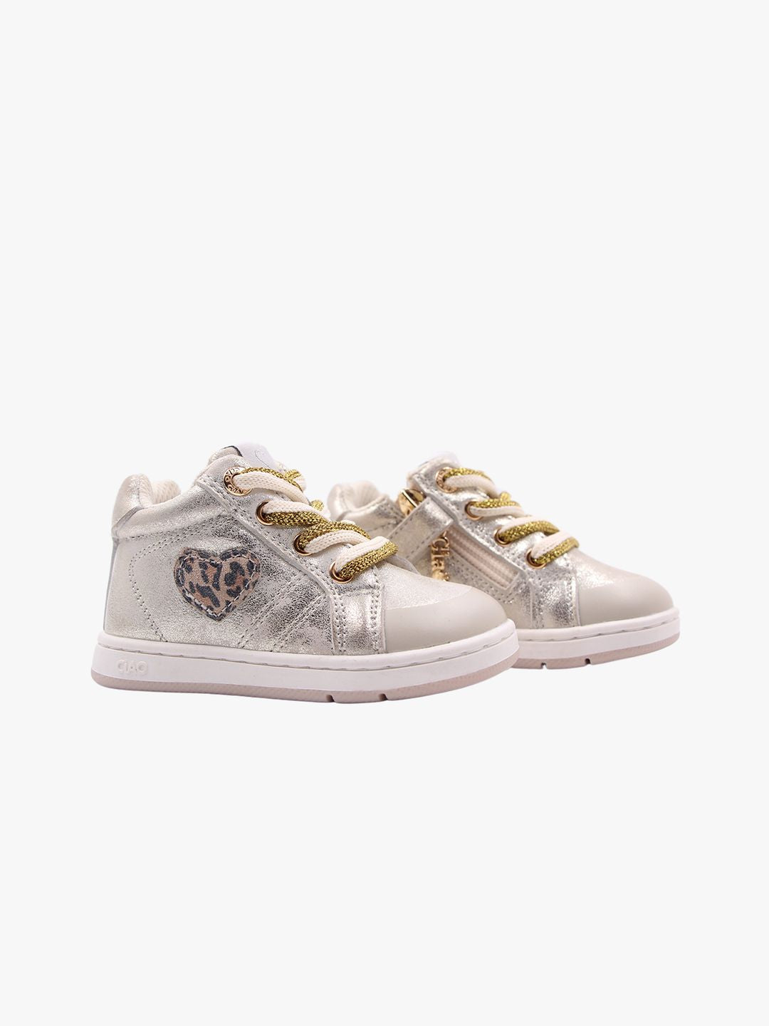 Parma, off white, scatto 2