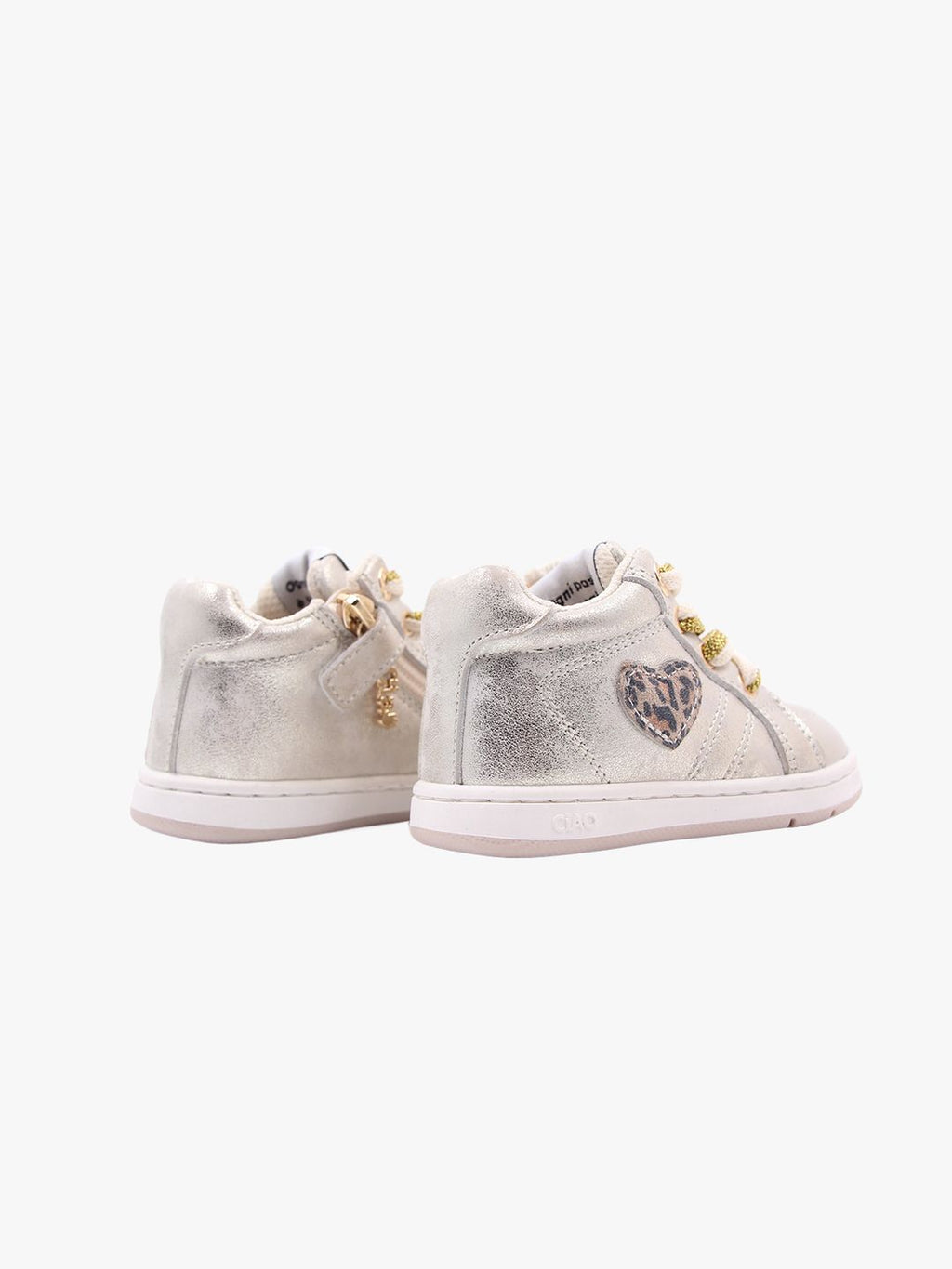 Parma, off white, scatto 5
